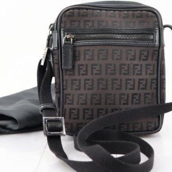 Fendi Vintage Zucchino Crossbody Bag - Picture 14 of 14